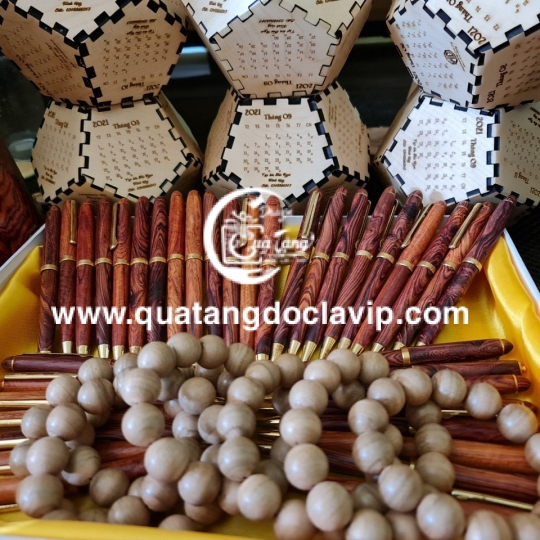 Vòng Gỗ Trầm Hương (QTVG-2)