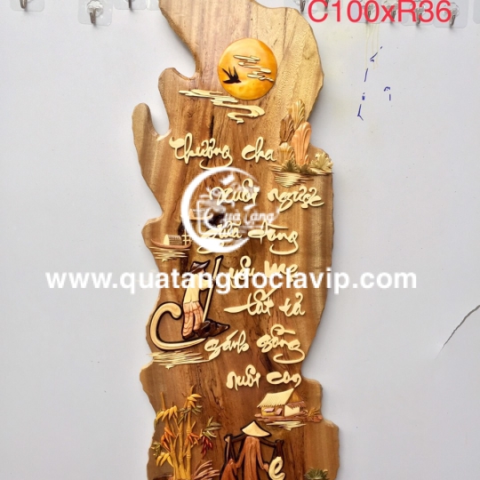Tranh gỗ cha mẹ (QTTG-13)