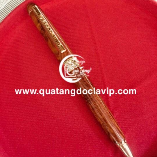 Bút Gỗ Sưa Đỏ (QTBK-9)