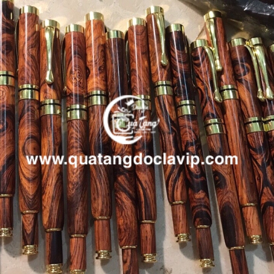 Bút Gỗ Sưa Đỏ (QTBK-4)
