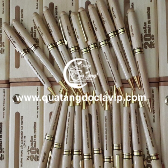 Bút gỗ khắc tên (QTBK-11)